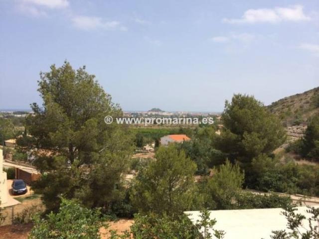 Terreno en venta en Barri Port / Centro, la Marina Alta