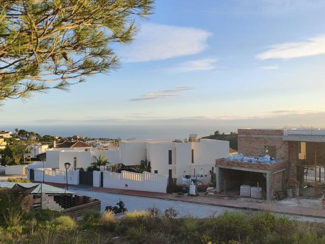 Terreno en venta en Las Lomas de Mijas, Costa del Sol Occidental