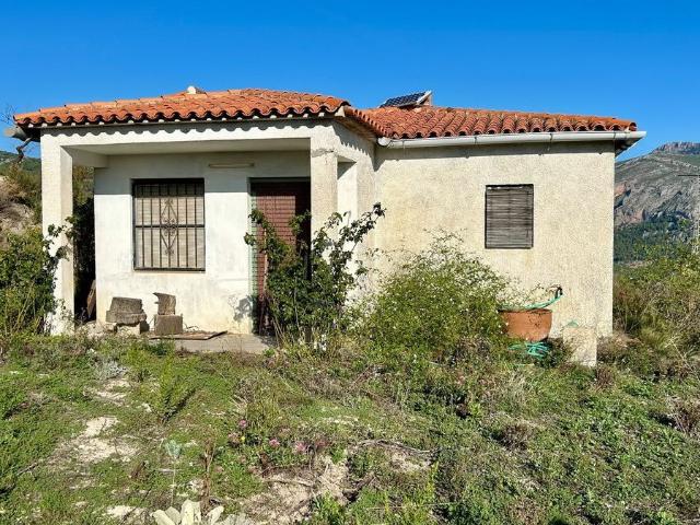 Terreno en venta en la Marina Baixa, Valencia