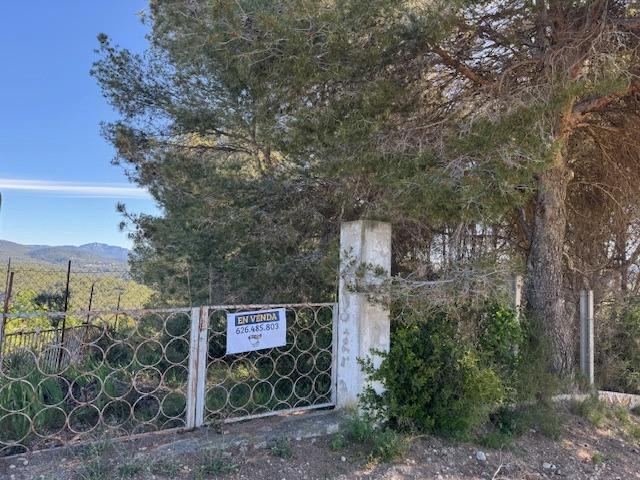 Terreno en venta en Abrera