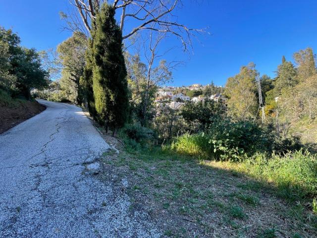 Terreno en venta en La Perla-Torremuelle, Costa del Sol Occidental