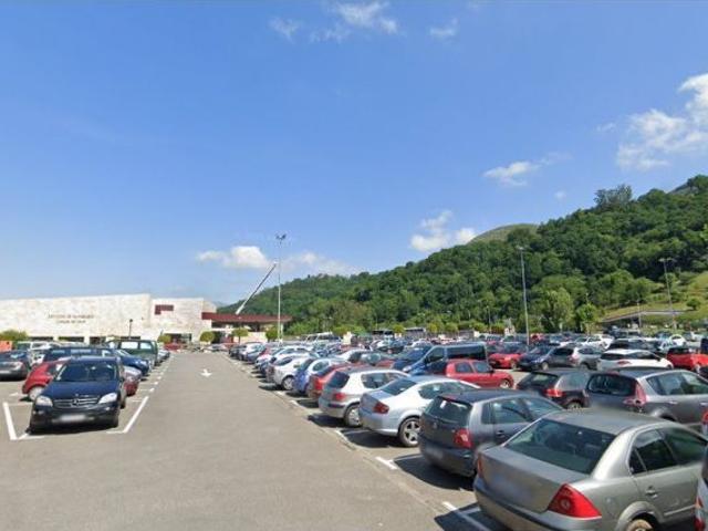 Local Comercial en venta en Cangas De Onís, Asturias
