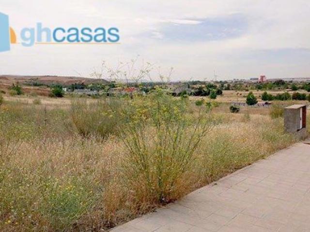 Local Comercial en venta en Los Manantiales, Guadalajara