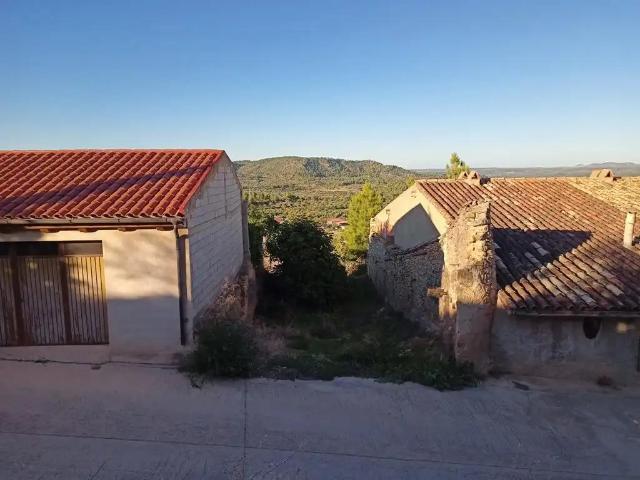 Terreno en venta en Matarraña / Matarranya, La Fresneda