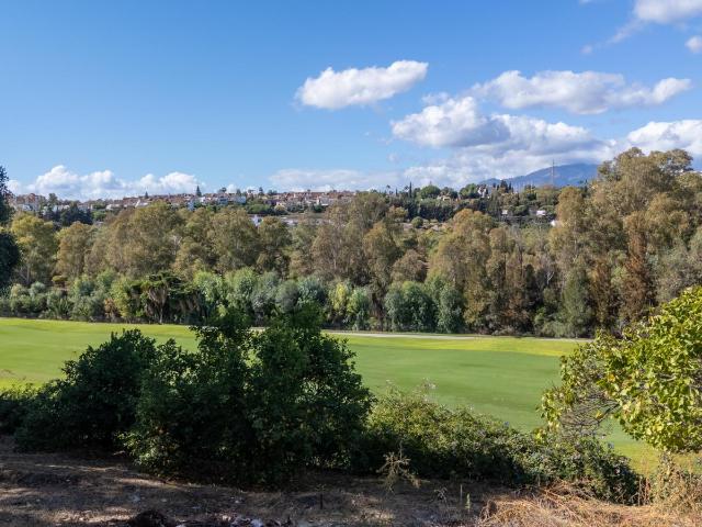 Terreno en venta en Guadalmina, Costa del Sol Occidental
