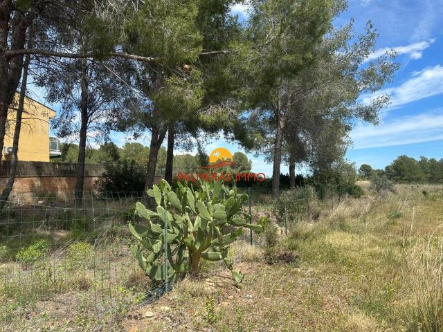 Terreno en venta en Mont-roig Del Camp, Club Mont-roig