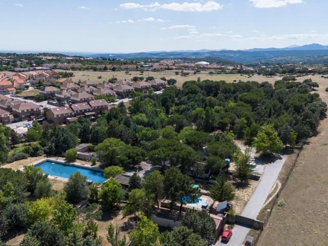 Terreno en venta en Navarredonda, Valdemorillo