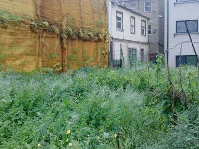 Terreno en venta en Lavadores, Vigo