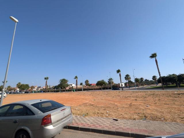 Terreno en venta en Barriada Juan de la Cosa, Dos Hermanas