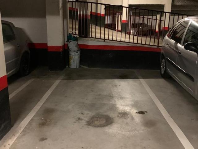 Garaje en venta en Bilbao, Errekaldeberri