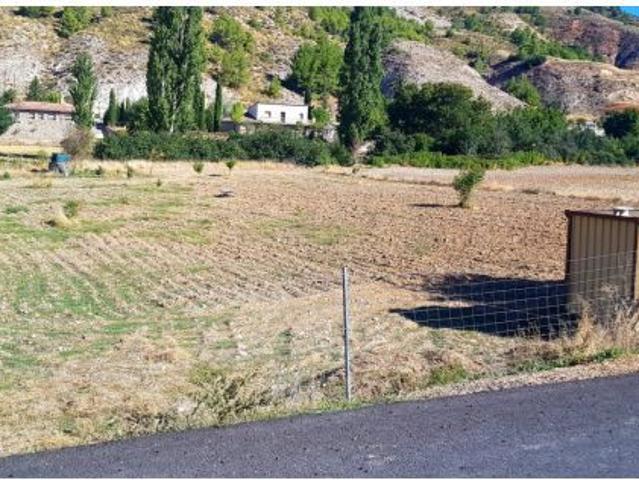 Local Comercial en venta en Hontoba, Castilla-La Mancha