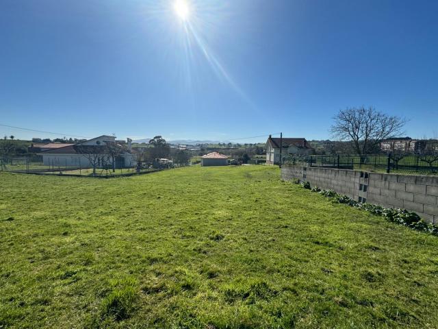Terreno en venta en Bezana, Santa Cruz De Bezana