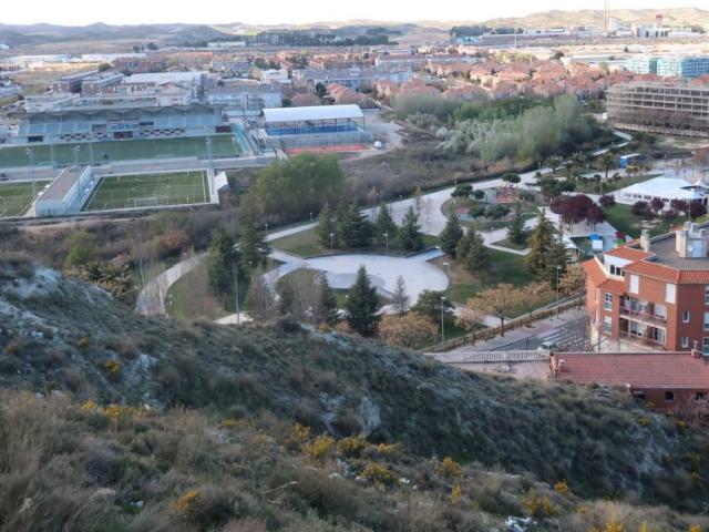 Terreno en venta en Urbanización Amelia, Zaragoza