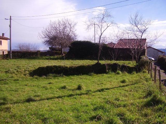 Terreno en venta en Praúa, Pravia