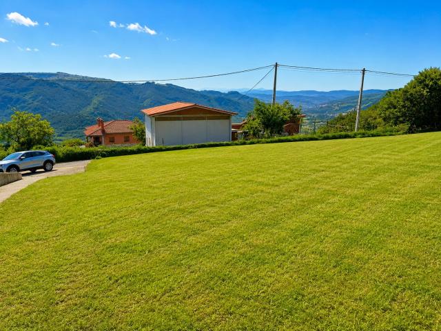 Terreno en venta en Aces, Candamo