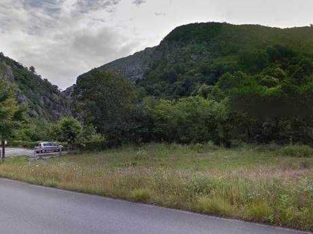 Terreno en venta en Morcín, Asturias