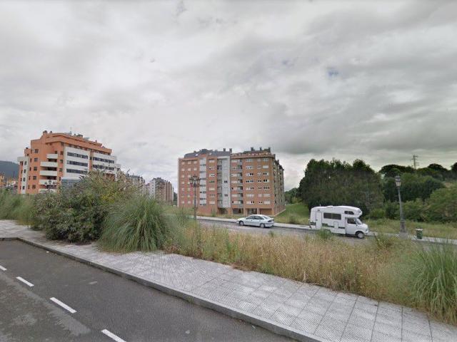 Terreno en venta en Fozaneldi, Oviedo