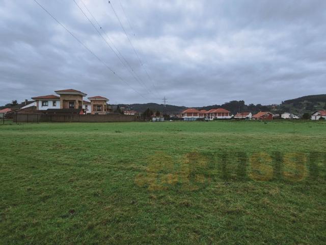 Terreno en venta en Roiz, Valdáliga