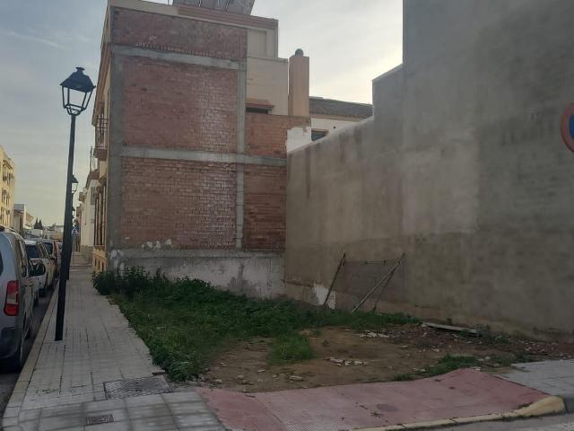 Terreno en venta en La Algaba, Sevilla