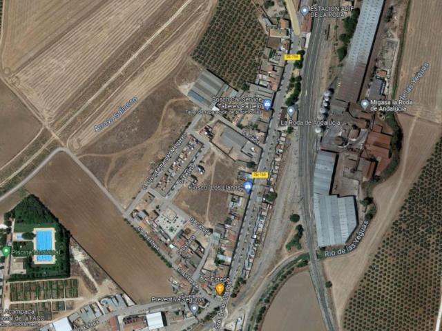 Terreno en venta en La Roda De Andalucía, Andalucía