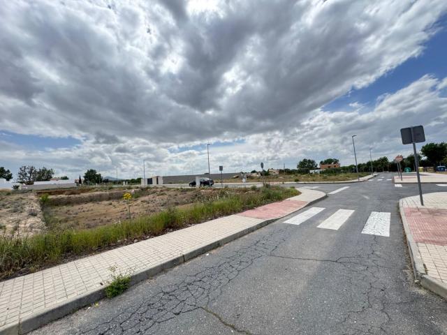 Terreno en venta en Burguillos De Toledo, Castilla-La Mancha