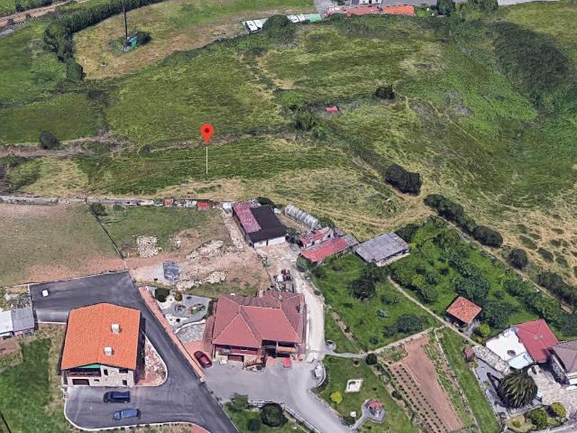 Terreno en venta en La Robellada, Gijón