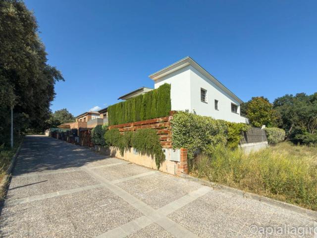 Terreno en venta en Domeny, Gironès