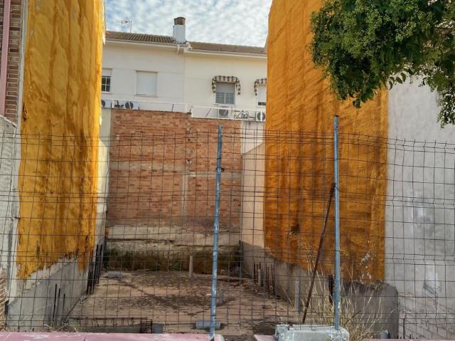 Terreno en venta en Jaén, Las Protegidas