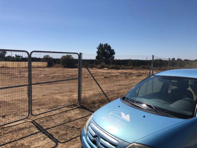 Terreno en venta en Lora Del Río, Andalucía
