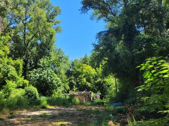 Maison vente à Nîmes, Dions