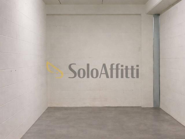 Box in affitto a Centro, Puglia