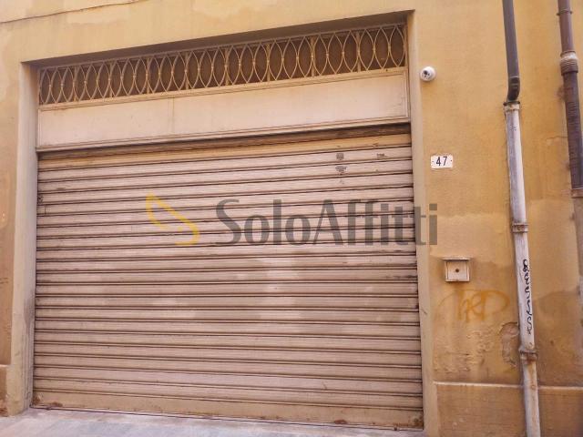 Box in affitto a Centro Storico, Modena