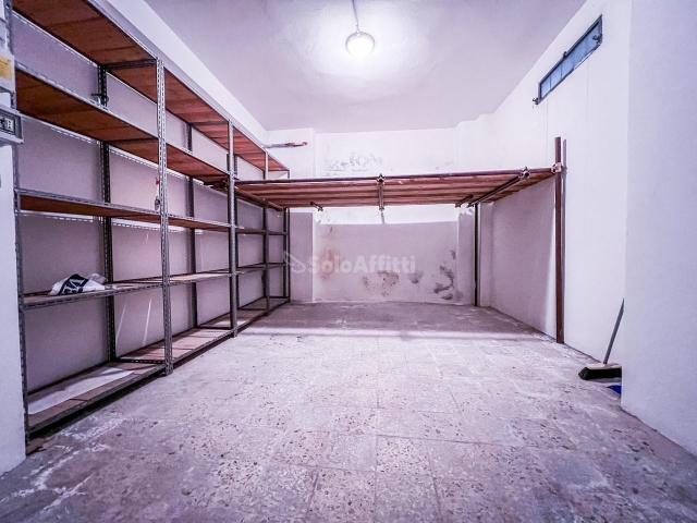 Box in affitto a San Pantaleo, Sassari