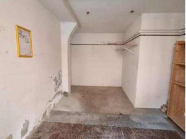 Box in affitto a Santo Stefano città, Re