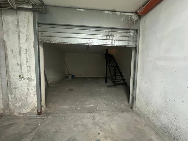 Box in vendita a Acerra, Campania