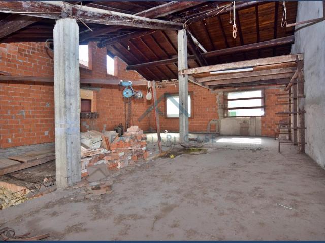 Box in vendita a Cazzago Brabbia, Lombardia