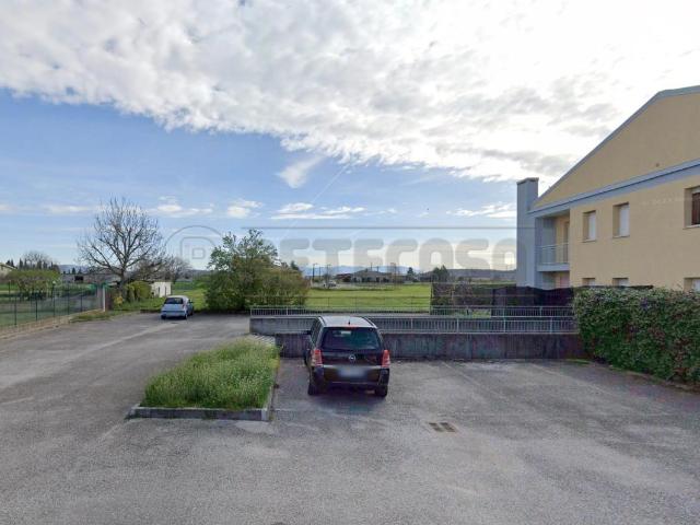 Box in vendita a Viscone, Friuli-Venezia Giulia