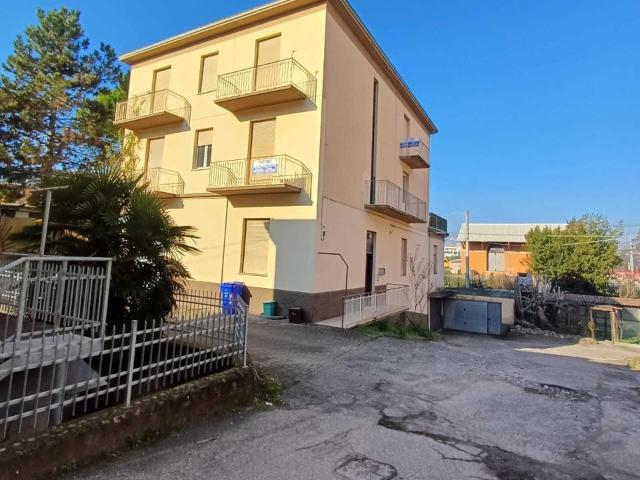 Box in vendita a Fornovo Di Taro, Reggio Emilia