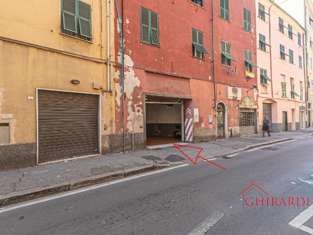 Box in vendita a Val Polcevera, Serra Riccò
