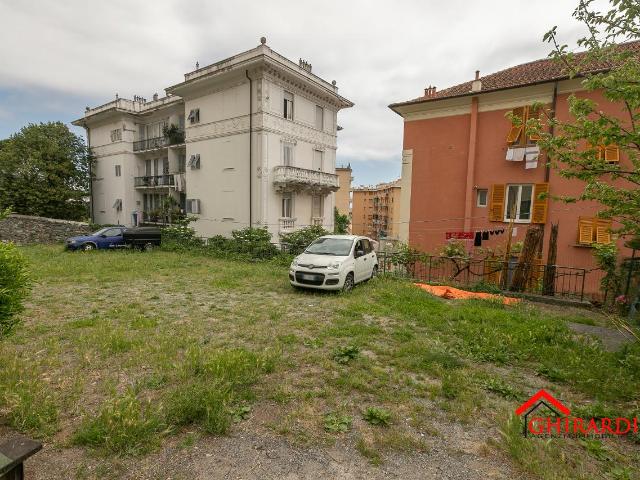 Box in vendita a Ponente, Serra Riccò