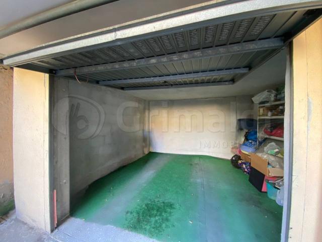 Box in vendita a Giugliano In Campania, Campania
