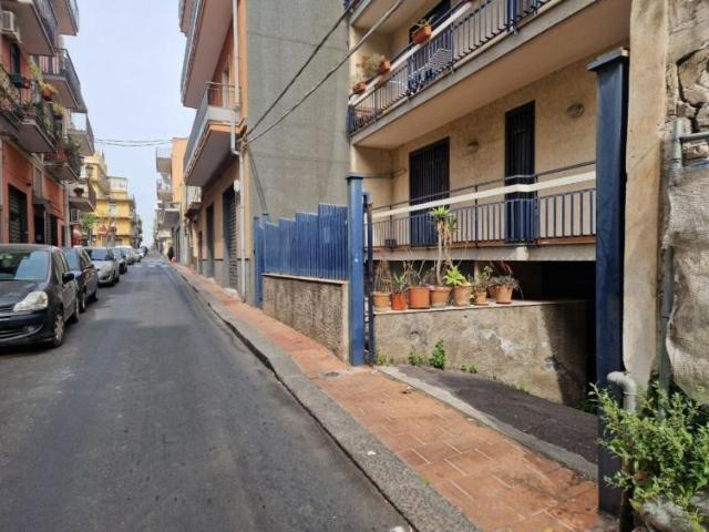 Box in vendita a Milicia, Misterbianco