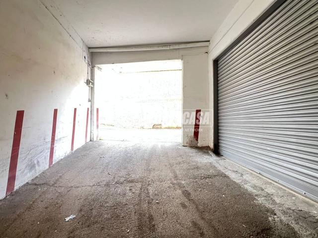 Box in vendita a Municipalità 10, Campania