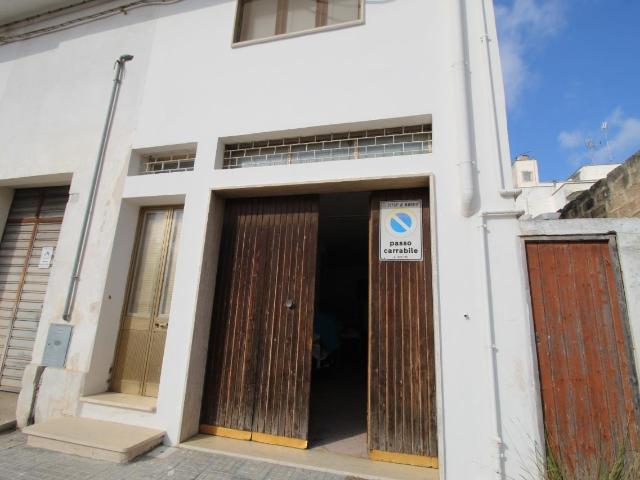 Box in vendita a Puglia, Lecce