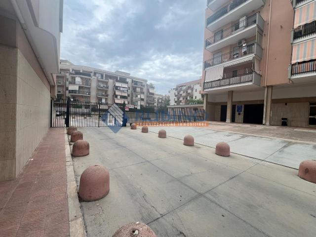 Box in vendita a Puglia, Barletta-andria-trani