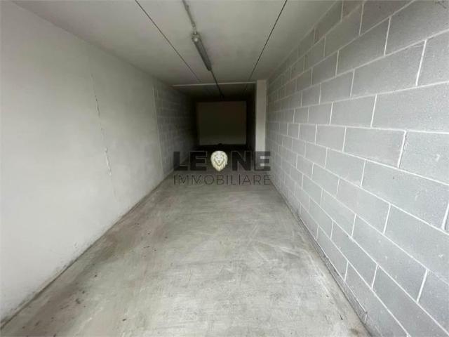 Box in vendita a Unione di comuni Terre di Castelli, Vignola