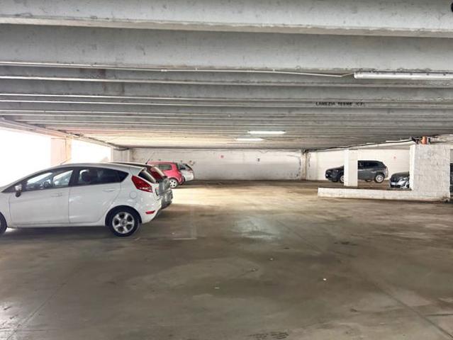 Box in vendita a Cosenza