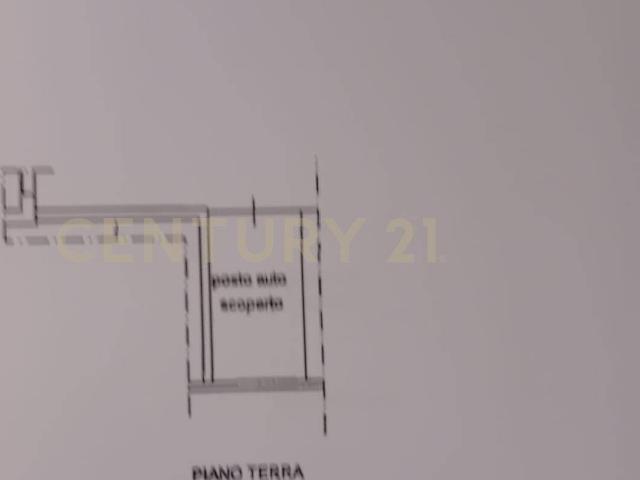 Box in affitto a Ovest, Brenzone