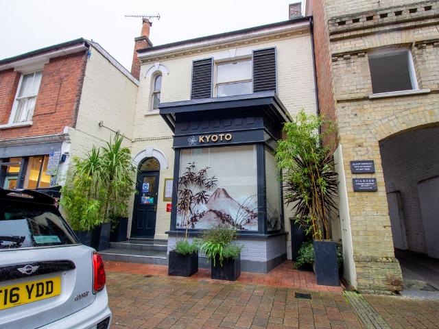 Apartment for rent in The Close, Hampshire