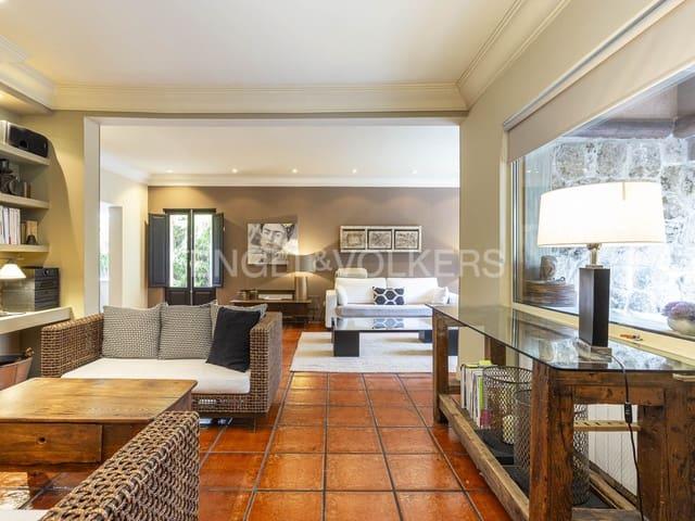 Villa en alquiler en Majadahonda